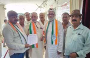 तहसीलों व नगर पालिका में व्याप्त भ्रष्टाचार को लेकर कांग्रेस प्रतिनिधिमंडल ने जिलाधिकारी को सौंपा ज्ञापन