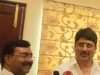 धीरेन्द्र कृष्ण शास्त्री की कथा पर राजा भैया का बड़ा बयान: “पूरा जनसत्ता परिवार है यजमान, सिर्फ मैं नहीं”