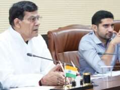 मानसून से पहले सफाई और बिजली व्यवस्था दुरुस्त करने के निर्देश, वाराणसी में मंत्री ए.के. शर्मा ने की समीक्षा