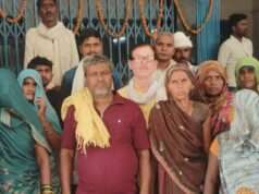 आवासीय पट्टे पर मकान निर्माण के नाम पर रिश्वत मांगने का आरोप, ग्रामीणों ने डीएम से लगाई गुहार