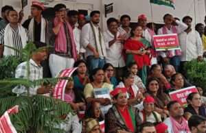 किसान, नौजवान एवं बेरोज़गारी के मुद्दों पर सपा का हल्ला बोल प्रदर्शन