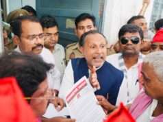 भ्रष्टाचार,महंगाई और पेपर लीक के विरोध में समाजवादी पार्टी का विशाल धरना-प्रदर्शन