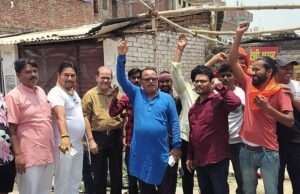 देशी शराब की दुकान के विरोध में किया प्रदर्शन परशुराम सेना ने प्रदर्शन पर दुकान हटाने को दिया ज्ञापन