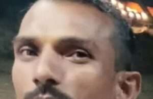 बाइक और ट्रैक्टर में टक्कर से बाइक सवार की मौत ओवरलोड पुआल लदा ट्रैक्टर जब्त पुलिस ने किया जप्त