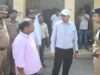 मधवापुर में निर्माणाधीन मछली मंडी का गेट गिरने से बड़ा हादसा, एक मजदूर की मौत, पांच घायल