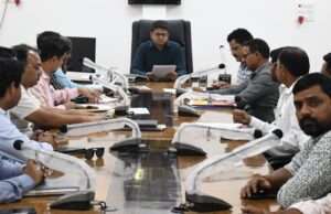 कालानमक धान का उत्पादन बढ़ाने के लिए किसानों के साथ होगी कांट्रैक्ट फार्मिंग: डीएम