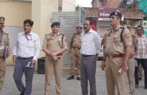 पुलिस भर्ती परीक्षा की व्यवस्थाओं का आयुक्त एवं आईजी ने किया निरीक्षण