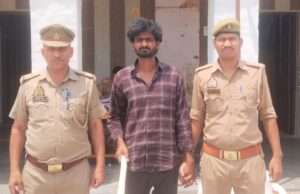 थाना पचपेड़वा पुलिस टीम द्वारा वांछित अभियुक्त गिरफ्तार