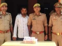 रामकोला में 50 वर्षीय पर चाकू से जानलेवा हमला, मुख्य आरोपी गिरफ्तार