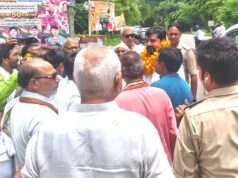 अगई सीमा से लेकर लालगंज तक हुआ जोशीला स्वागत, गदगद दिखे पुनिया
