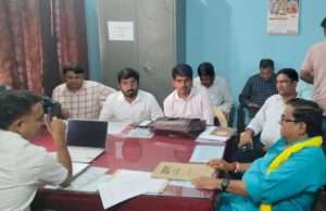 विधायक प्रतिनिधि ने की विद्युत व्यवस्था की समीक्षा, समस्याओं के त्वरित समाधान के दिए निर्देश