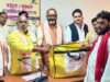 प्रभारी मंत्री ने 10 लाभार्थियों को टूलकिट का किया वितरण