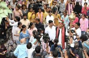 उमेश यादव का जनसेवा अभियान: अखिलेश यादव के जन्मदिन पर 1000 बेटियों को बाँटी साइकिलें