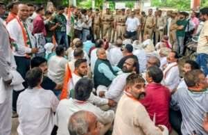 जंतर-मंतर पर छात्र आंदोलन के समर्थन में कांग्रेस ने दिया धरना-प्रदर्शन,