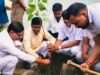 एक पेड़ माँ के नाम अभियान के तहत भाजपा जिलाध्यक्ष ने किया पौधारोपण