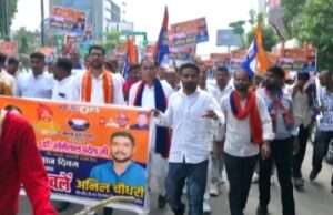 लखनऊ में गूंजा शोहरतगढ़ का शंखनाद: डॉ. सोनेलाल पटेल की जयंती पर अनिल चौधरी के नेतृत्व में उमड़ा अपना दल (एस) का ऐतिहासिक जनसैलाब