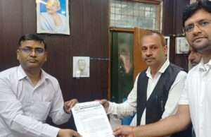 अगई गौशाला में अव्यवस्था को लेकर सौंपा ज्ञापन