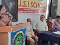 महापुरुषों के जीवन से बच्चों को कराया गया अवगत