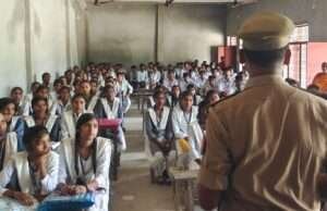 रमेश कल्याणकारी इंटर कॉलेज में विद्यार्थियों ने लिया सड़क सुरक्षा का संकल्प