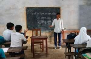 संचारी रोग नियंत्रण अभियान के अन्तर्गत जनपद के माध्यमिक विद्यालयों में आयोजित किया गया भाषण प्रतियोगिता