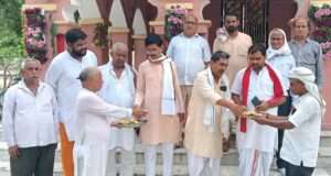 मंदिर स्थापना उत्सव को लेकर हुआ भण्डारा, श्रद्धालुओं ने ग्रहण किया प्रसाद