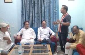 पेट्रोल-डीजल एवं पेट्रोलियम उत्पादों के दाम तत्काल कम किए जाएं : प्रयागराज व्यापार मंडल