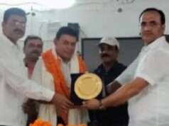बीआरसी कौंधियारा में पूर्व बीईओ अरुण अवस्थी को भावभीनी विदाई, शैलपति यादव का स्वागत