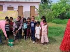 प्राथमिक विद्यालय। छोटी बीजू मऊ में एक पेड़ माँ के नाम अभियान के तहत हुआ पौधरोपण