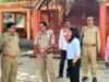 लालापुर स्थित मनकामेश्वर मंदिर की तैयारियों को लेकर उप जिलाधिकारी बारा शिखा संखवार और सहायक पुलिस आयुक्त बारा वेद व्यास मिश्रा ने लिया जायज़ा