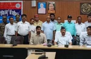 सिद्धार्थनगर में मुख्य विकास अधिकारी की अध्यक्षता में ‘सैनिक बंधु’ की बैठक संपन्न, पूर्व सैनिकों की समस्याओं का हुआ त्वरित निस्तारण