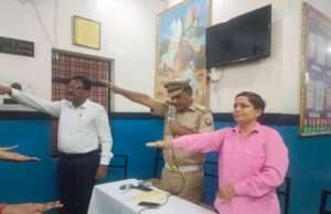 विद्यालय में लगी यातायात की पाठशाला, छात्रों को सुरक्षित यातायात का दिया गया संदेश