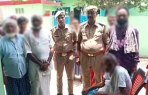 झुलनीपुर ग्राम में वरिष्ठ नागरिकों के साथ सामुदायिक आरक्षी व्यवस्था को लेकर गोष्ठी आयोजित