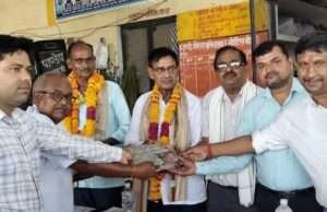 सेवानिवृत्त रोडवेजकर्मियों को समारोहपूर्वक दी गयी विदाई, हुआ सम्मान