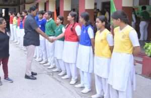 मताधिकार का प्रयोग कर विद्यार्थियों ने चुने अपने प्रतिनिधि