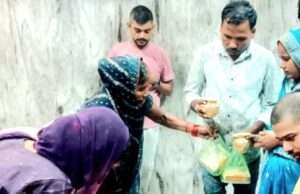घुइसरनाथ धाम में जलाभिषेक कर मांगा आशीर्वाद