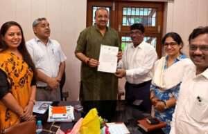 उत्कृष्ट कार्यों के लिए जिला उद्यान अधिकारी मेवा राम हुए सम्मानित