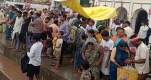 श्रावण मास के तृतीय सोमवार पर नौबस्ता गंगा घाट पर उमड़ा श्रद्धालुओं का जनसैलाब