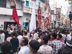 चेहल्लुम पर कर्बला के शहीदों की याद में निकाला गया अलम व ताजिया का जुलूस