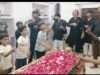 एक क़यामत गुज़र गई भैया सर से चादर उतर गई भैया