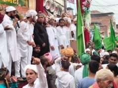 ईद मिलादुन्नबी पर घंटाघर चौराहे पर उमड़ा आशिकाने रसूल का हुजूम