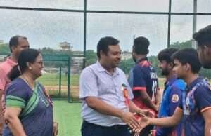 बुंदेलखंड प्रीमियर लीग के तीसरे दिन रोमांचक मुकाबले, आईईटी, एमडीआईपीई और बेसिक साइंस की टीमें विजयी