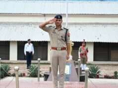 एसपी ने साप्ताहिक परेड की ली सलामी, पुलिस लाइन का किया निरीक्षण