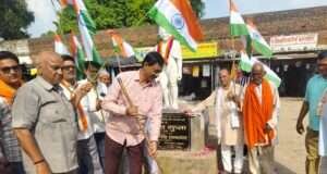 विधायक विकास गुप्ता ने गांधी प्रतिमा पर किया माल्यार्पण, हर घर तिरंगा अभियान का किया आह्वान