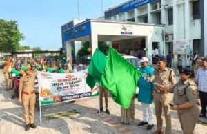 तिरंगे की शान में निकली मंझनपुर की भव्य यात्रा, पुलिसअधीक्षक समेत जनप्रतिनिधियों ने बढ़ाया राष्ट्रप्रेम का जोश