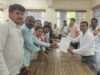 पदोन्नति समेत विभिन्न मांगों को लेकर लेखपालों ने सौपा ज्ञापन