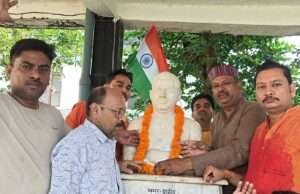 भाजपा नगर मंडल पश्चिमी ने’हर घर तिरंगा’ के तहत तिरंगा यात्रा निकाली, शहीदों को किया नमन