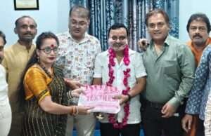 “नगर उपाध्यक्ष धीरज केसरवानी का जन्मदिवस धूमधाम से मनाया गया”