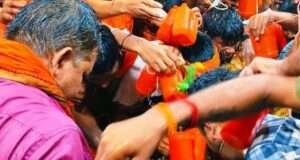 श्रावण के आखिरी सोमवार को बाबा घुइसरनाथ धाम में श्रद्धालुओं का उमड़ा सैलाब, बोल बम से गूंजती रही बाबा की नगरी