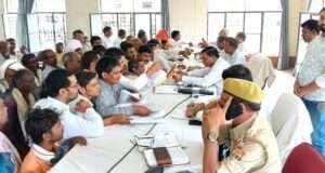 संपूर्ण समाधान दिवस कोरांव में आई 364 के शिकायतों में छः का हुआ निस्तारण