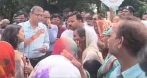 डी आर एम आशीष जैन ने किया कप्तानगंज-थावे रेलखंड का निरीक्षण, संरक्षा और यात्री सुविधाओं पर दिया जोर